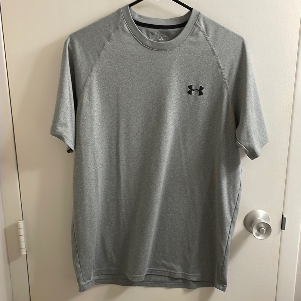 Under Armour Men's Gray T-Shirt